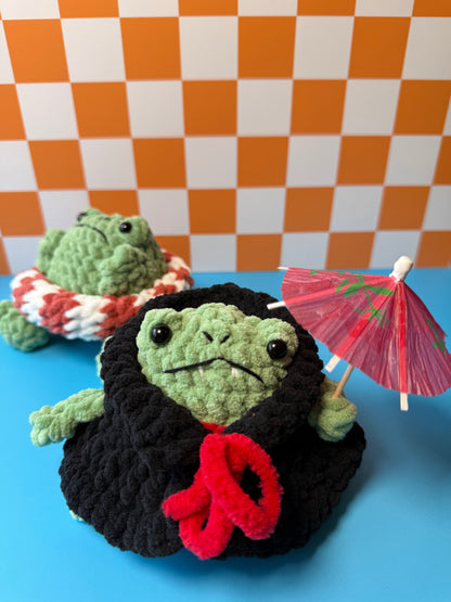 Unamused Frog Crochet Pattern | No-Sew or Sew Options | Accessories